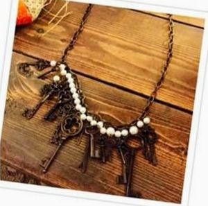 Plunder "Quincy" Necklace NIB